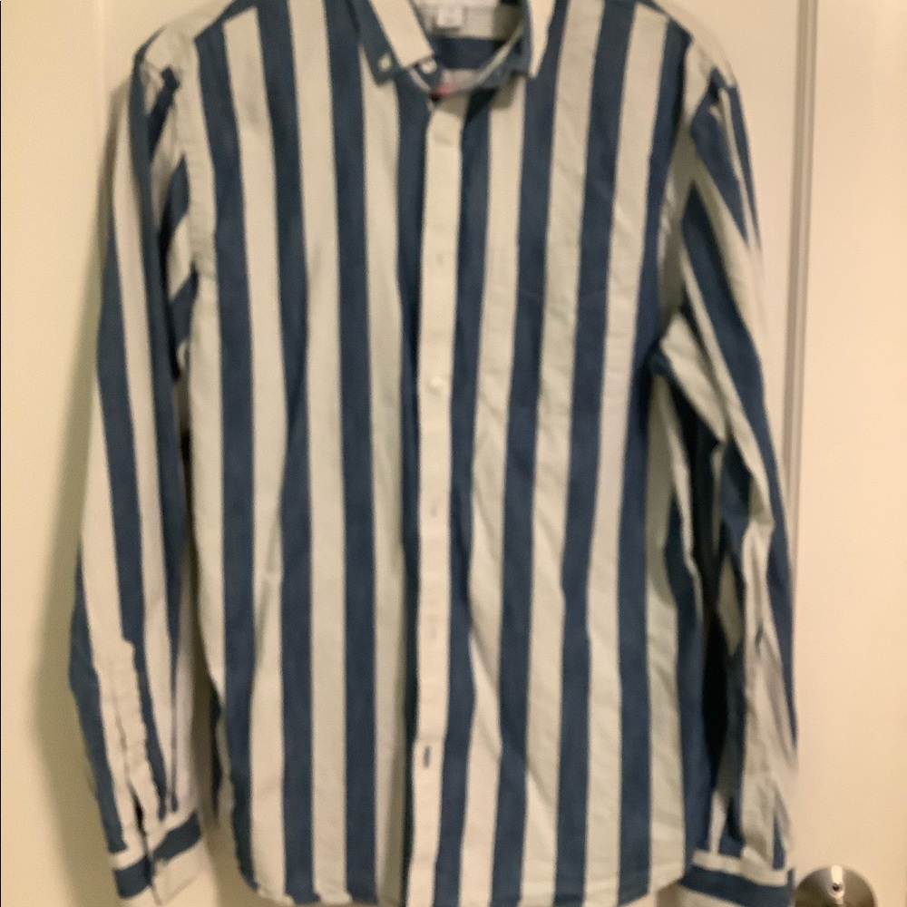 Old navy striped shirt